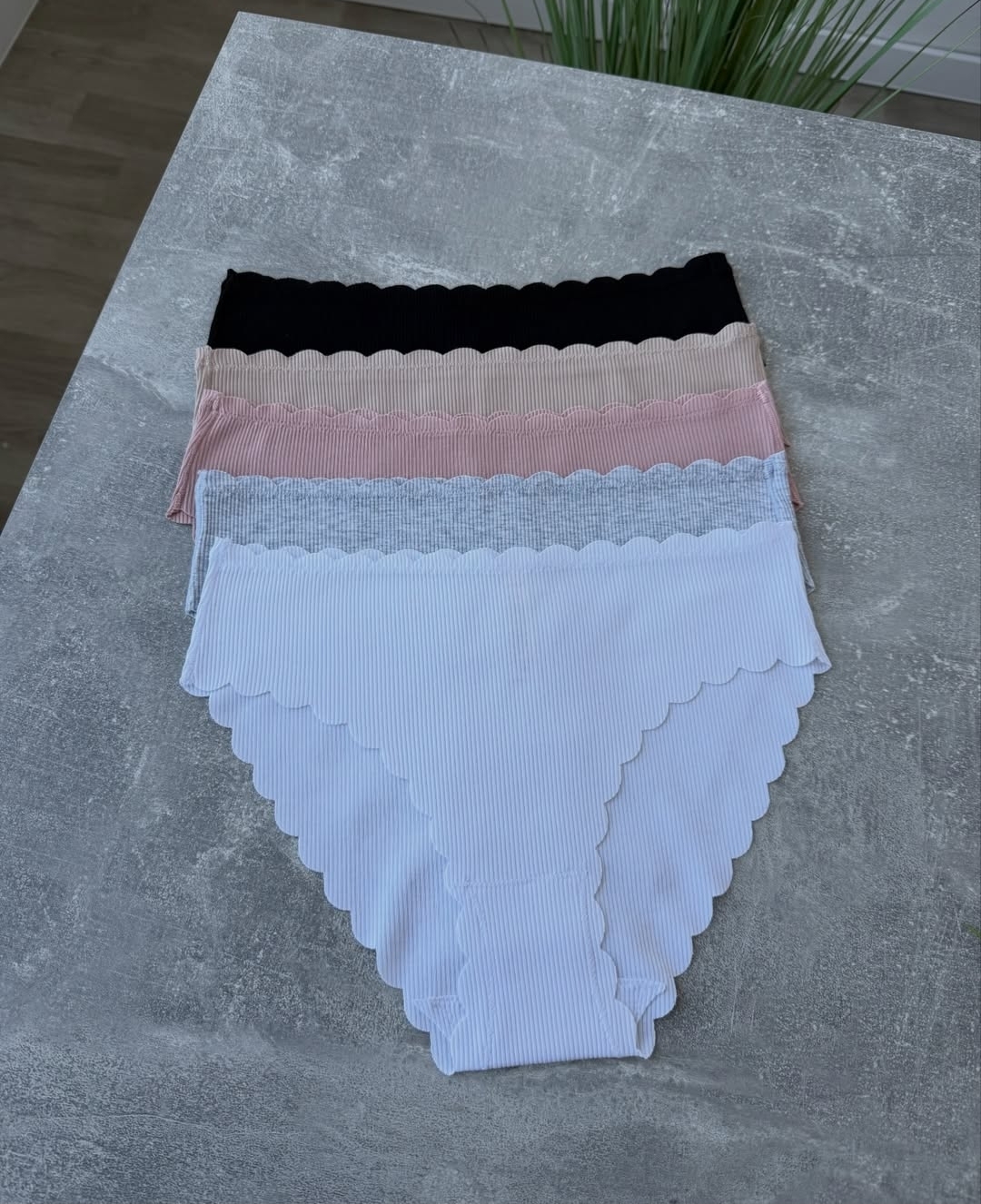 Screenshot_20260304_091549_Instagram Набір бавовняних безшовних сліпів в рубчик (6 шт) #171 - - 4 -