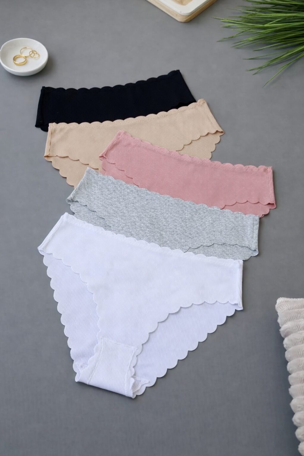 file_00000000dbb871f5b7afc6c4197e36a0 Набір бавовняних безшовних сліпів в рубчик (6 шт) #171 - - 1 -