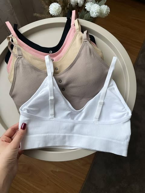 610565583_1267178641903589_7856671286201578917_n Базовий топ з гудзиками #187 - - 3 -