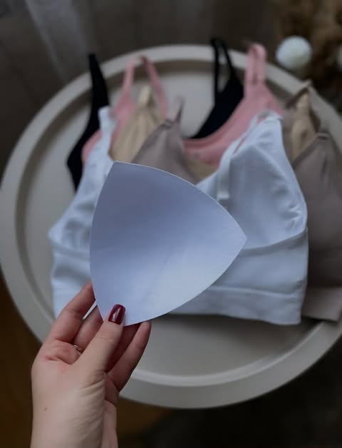 611677289_1466822138782486_3466791608648659128_n Базовий топ з гудзиками #187 - - 4 -