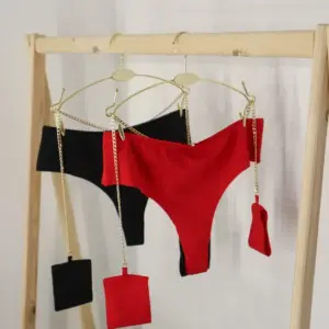 Еротичні трусики з наручниками #199